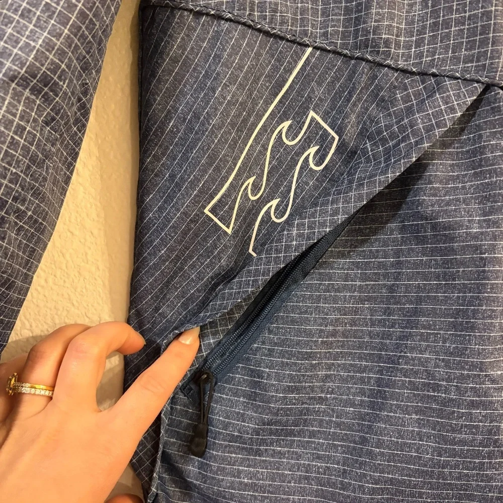 Billabong Windbreaker Jacket Blue Zip Up Hooded Lightweight Size Small - Picture 3 of 9